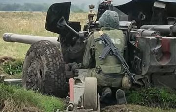 Загоревшуюся нефтяную скважину в России потушили с помощью противотанковой пушки